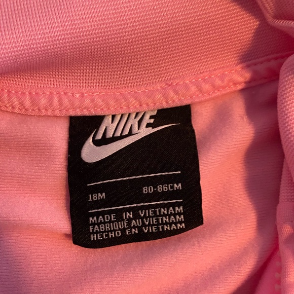 Toddler Nike tracksuit - Picture 2 of 2